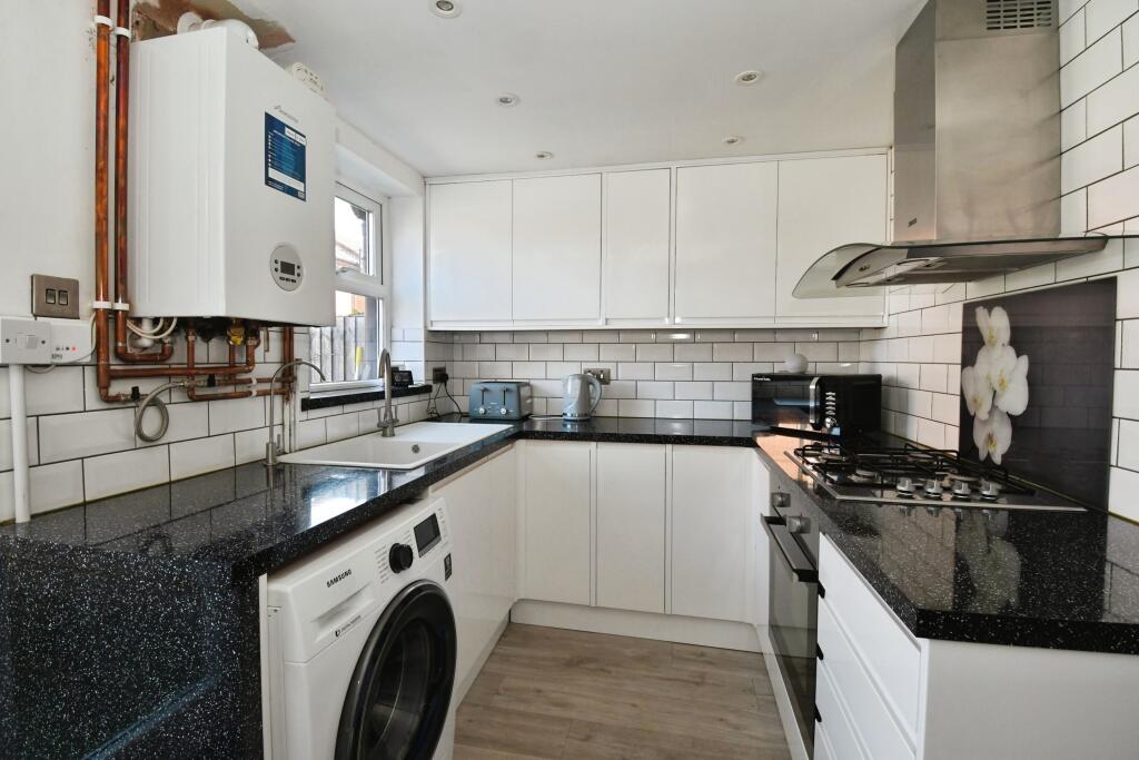 House in Lincoln, Lincolnshire - View 5