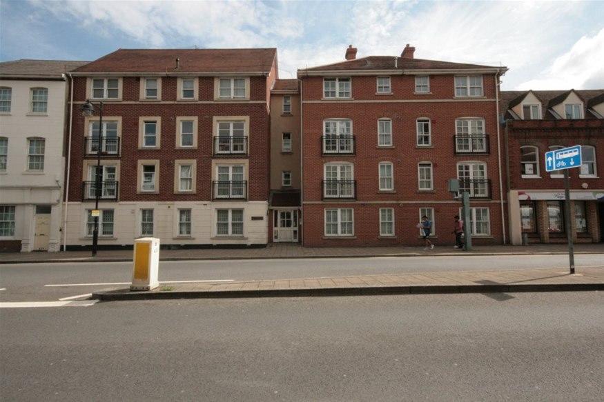 Main image of property: 115 London Street, Reading, RG1