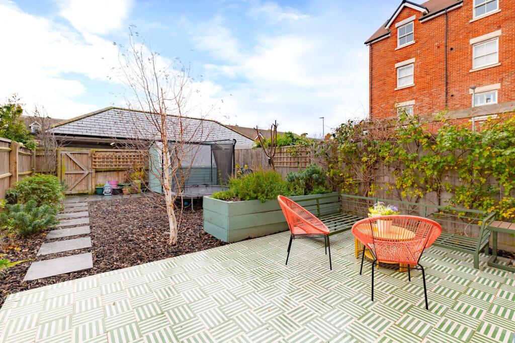 Warwick Avenue, Bedford, MK40 photo 4