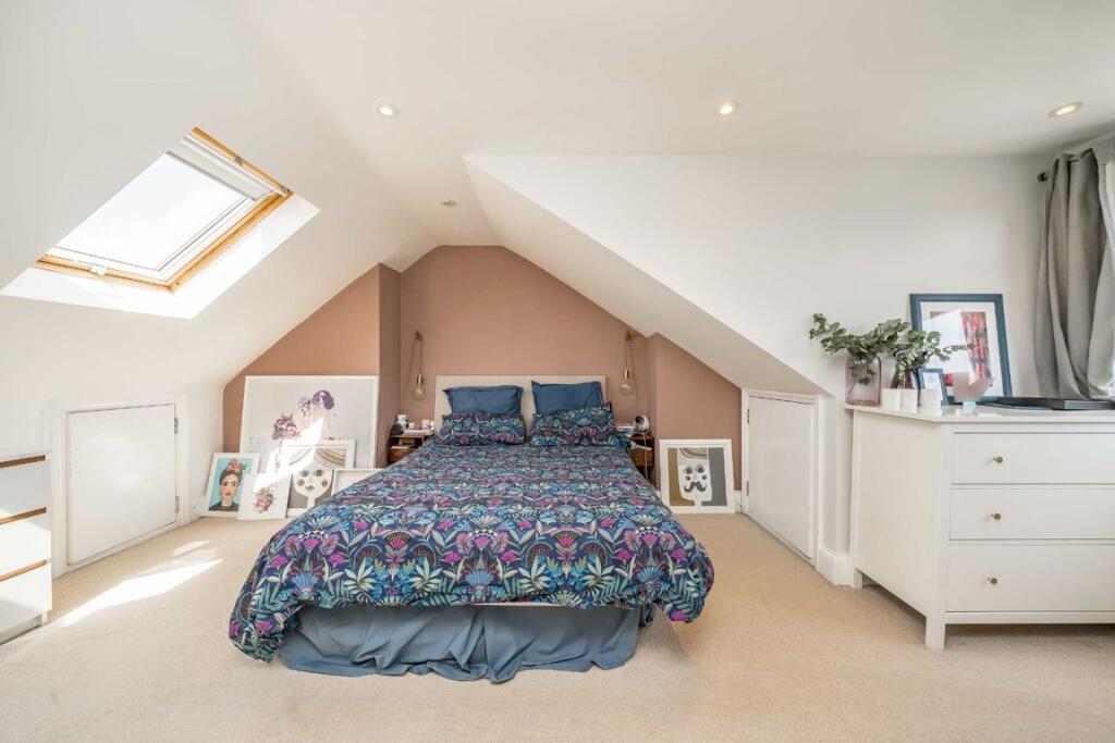 Woodlands Avenue, Finchley - View 6