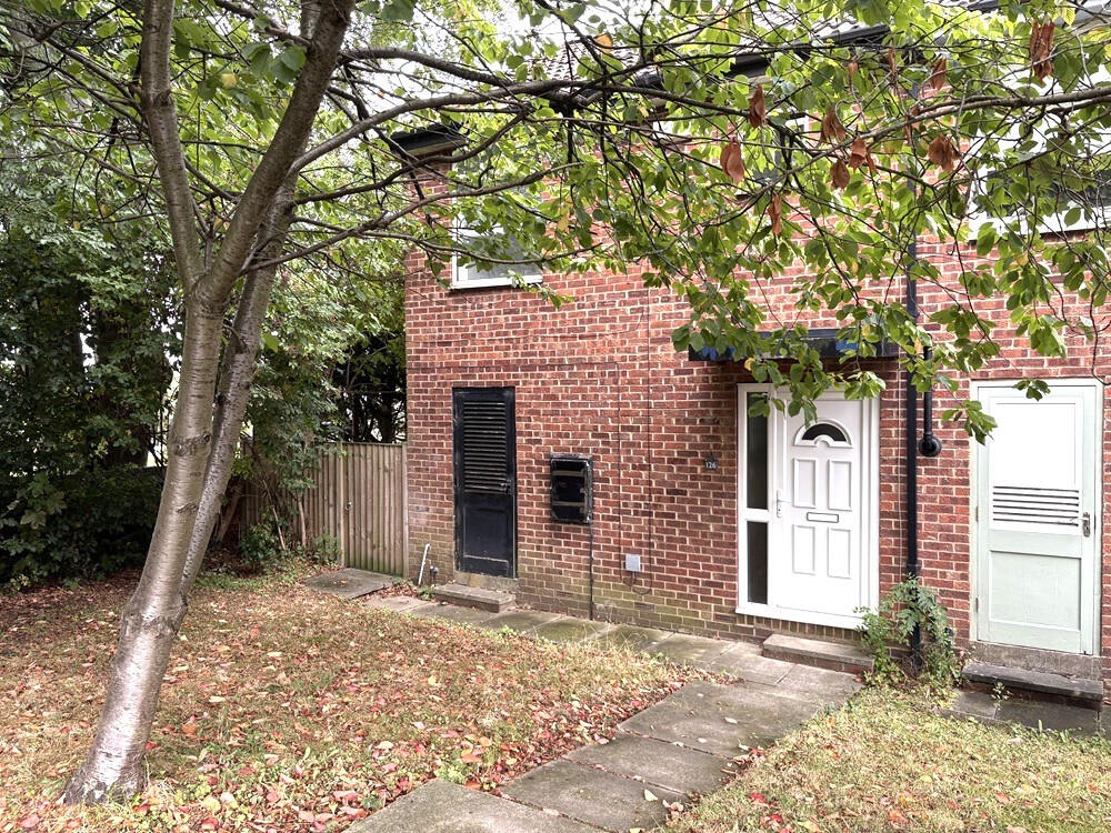 Woodland Lane, Leeds, LS7