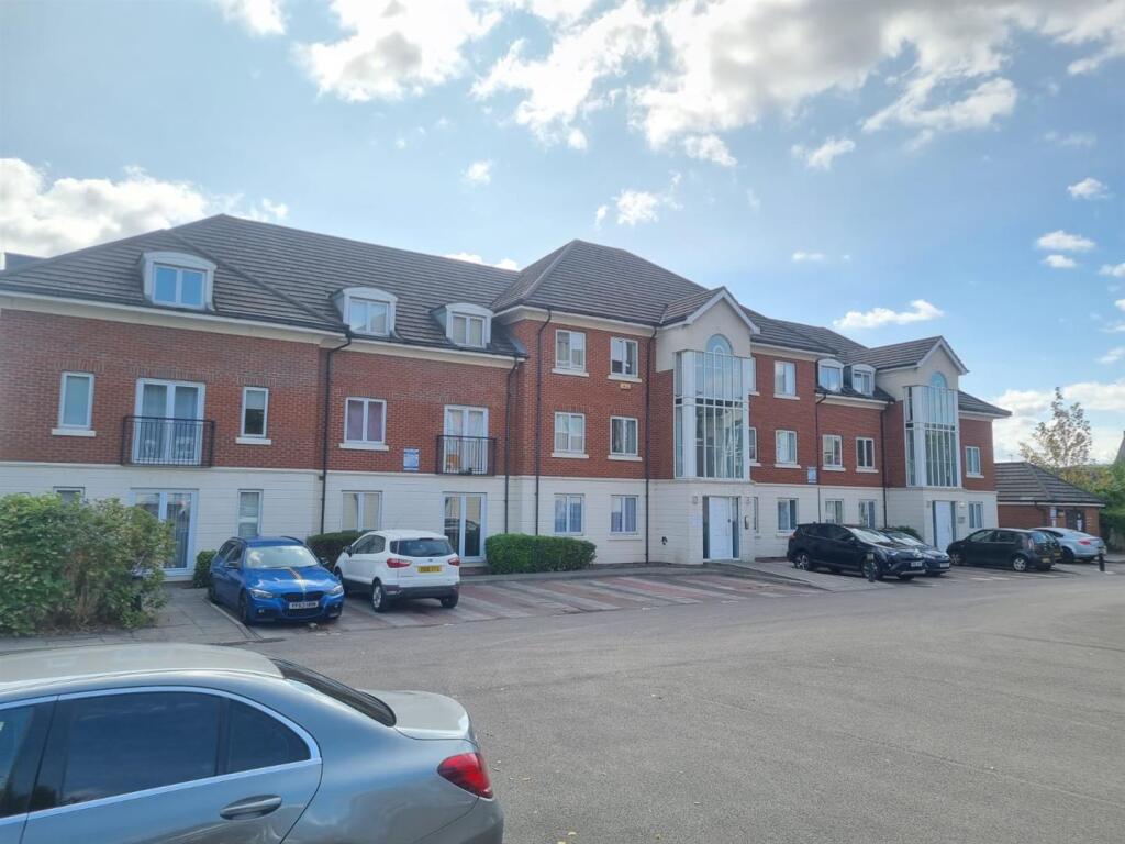 Main image of property: Bradgate Street, Leicester
