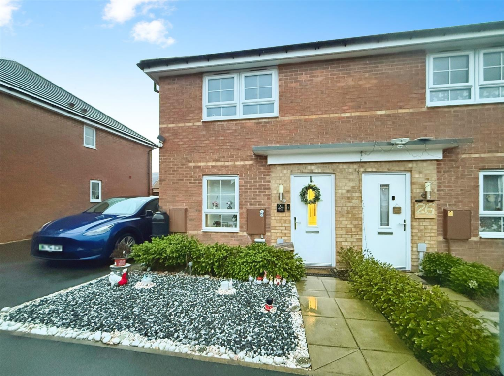 Main image of property: Phoenix Close, Mansfield