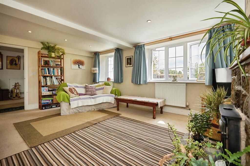 House in Bourton, Dorset - View 3