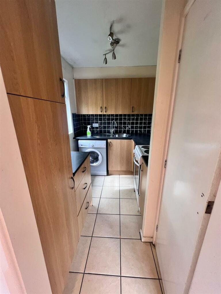 Apartment in Warrington - More
