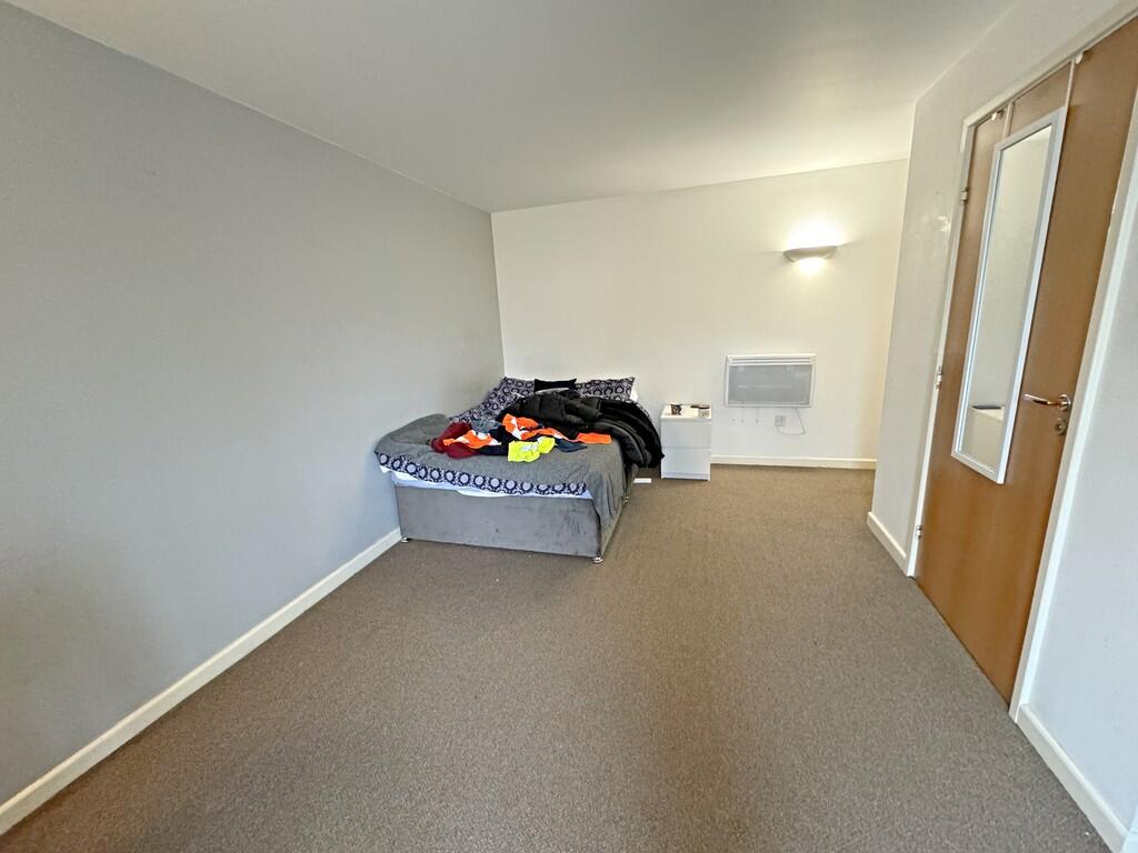 Apartment in Nottingham, Rainbow Quarter, St Ann's - View 5