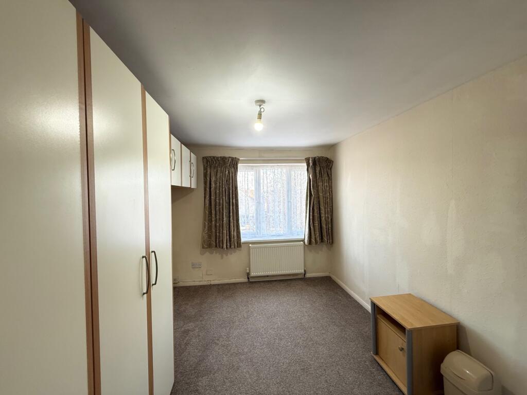 Main image of property: High Street, ABBOTS LANGLEY