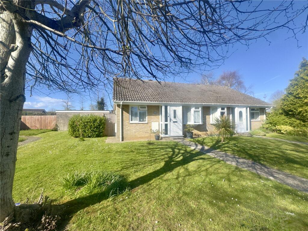 Everton Road, Everton, Lymington, Hampshire, SO41 photo 2