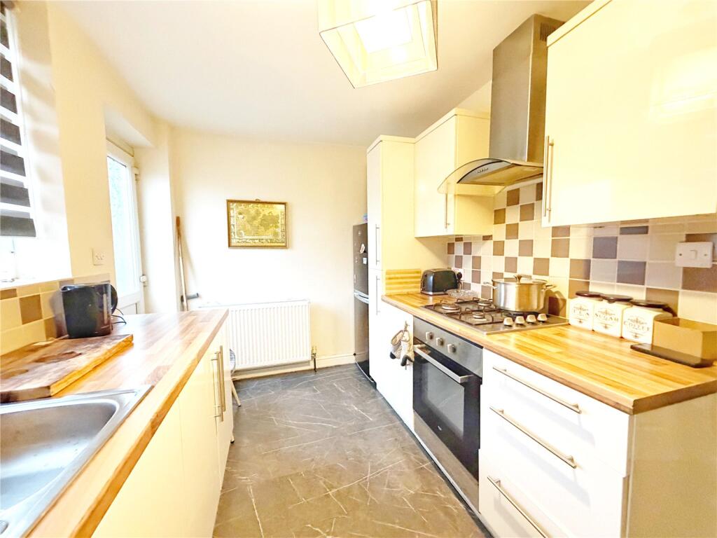 House in Manchester, Greater Manchester - More