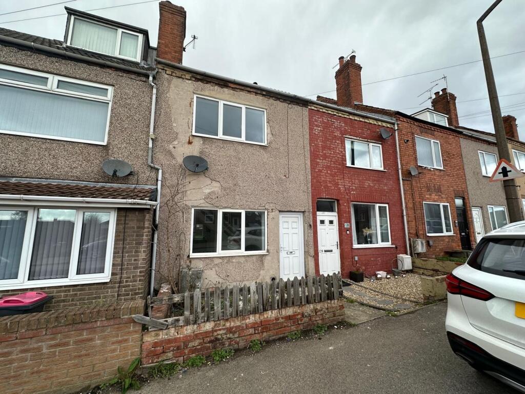 Main image of property: Lorden Hill, Dinnington, Sheffield