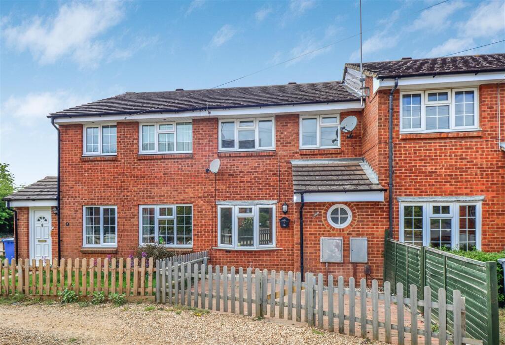 Main image of property: Slim Close, Kettering