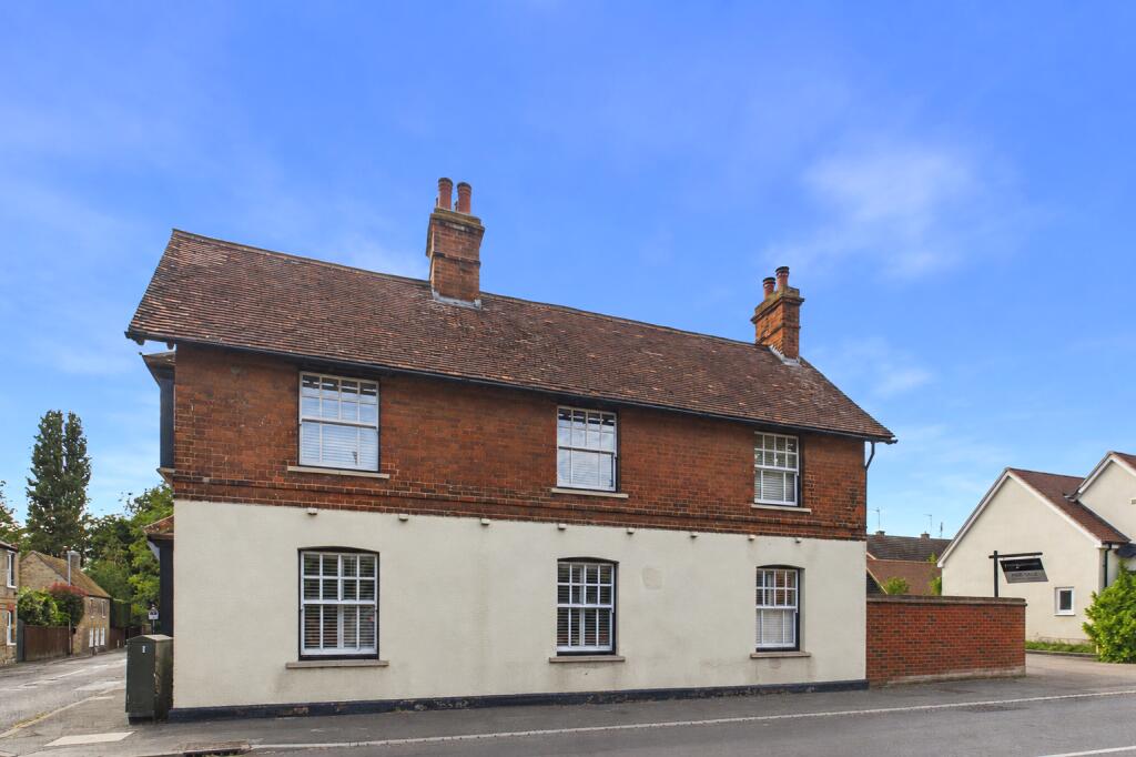 Main image of property: Swan Court, Offord Cluny, Cambs, PE19
