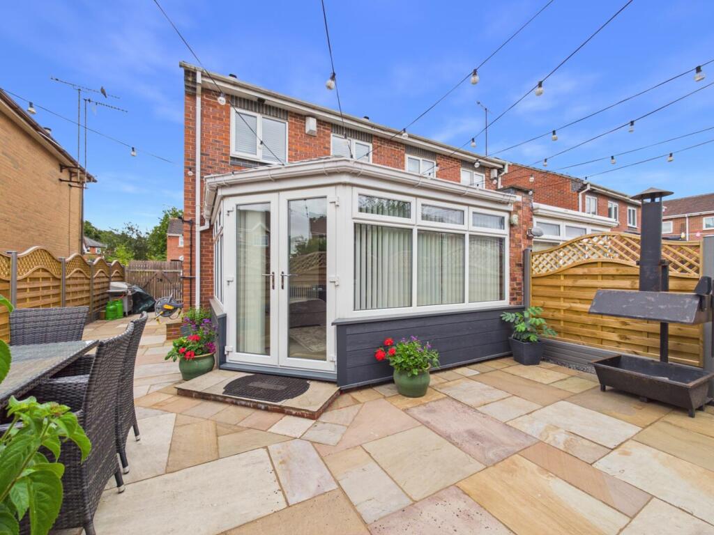 House in Wakefield - View 4
