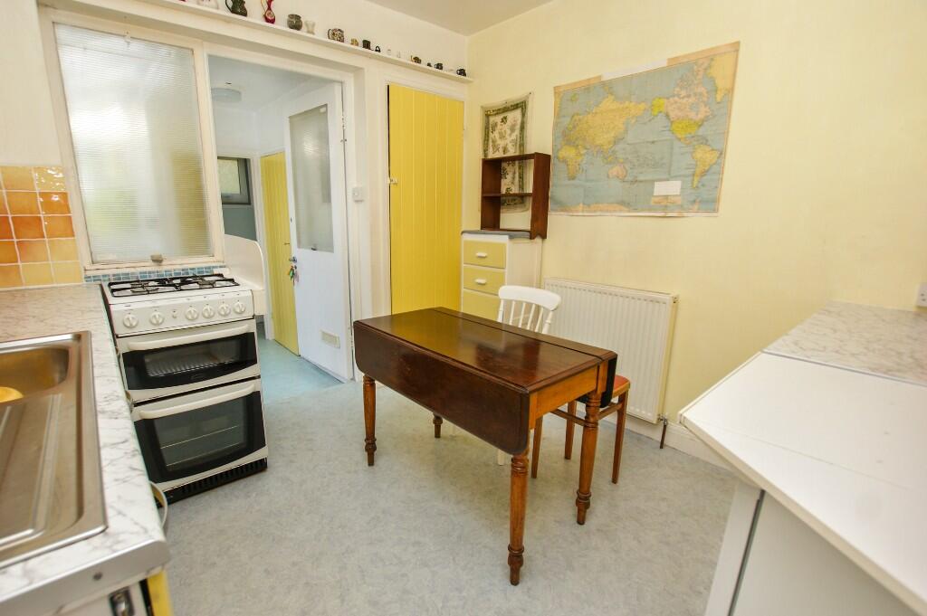 Brookfield Park, Bath, Somerset, BA1 - More
