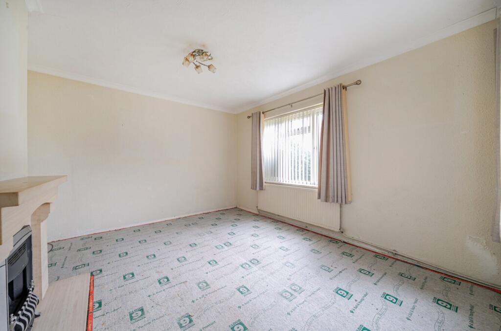 Broadhurst Walk, Rainham, RM13 photo 3