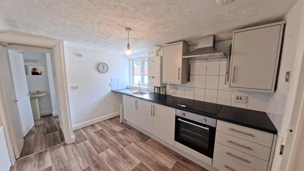 Apartment in Bristol - View 5