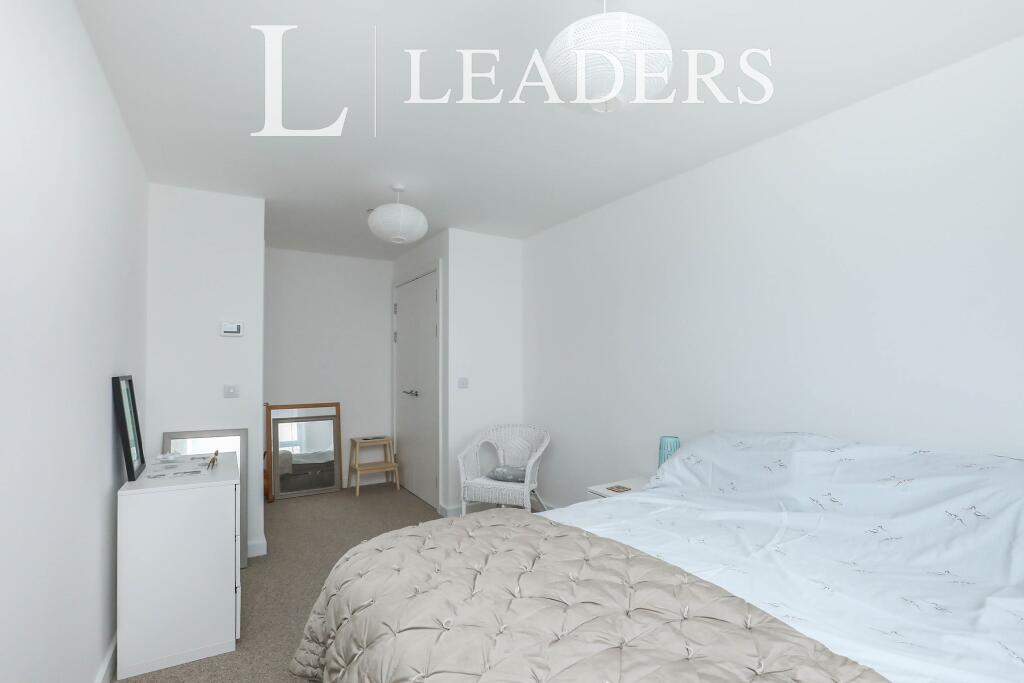 Apartment in Norwich, Norfolk - View 4
