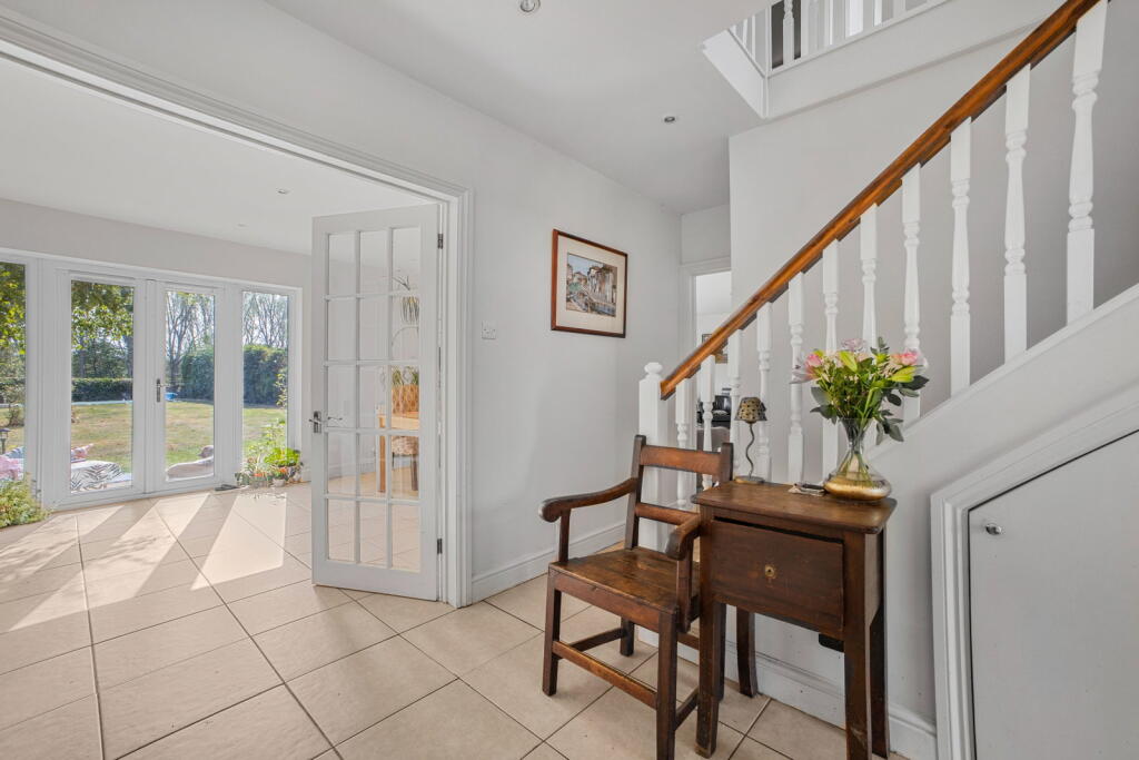 House in Guildford, Effingham - View 4