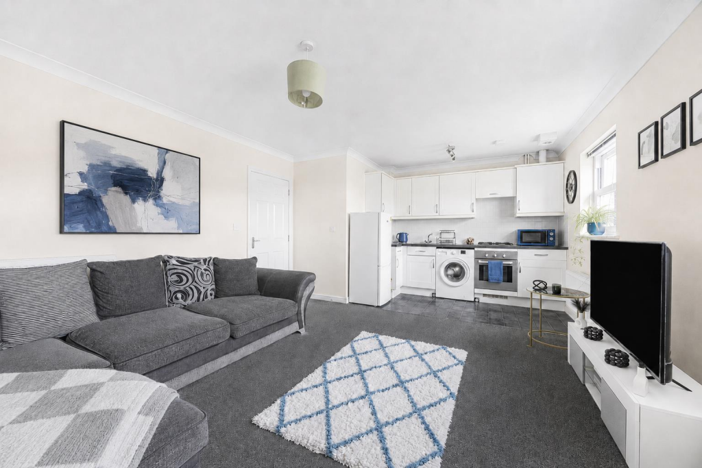 Apartment in Gloucester, Gloucestershire - More