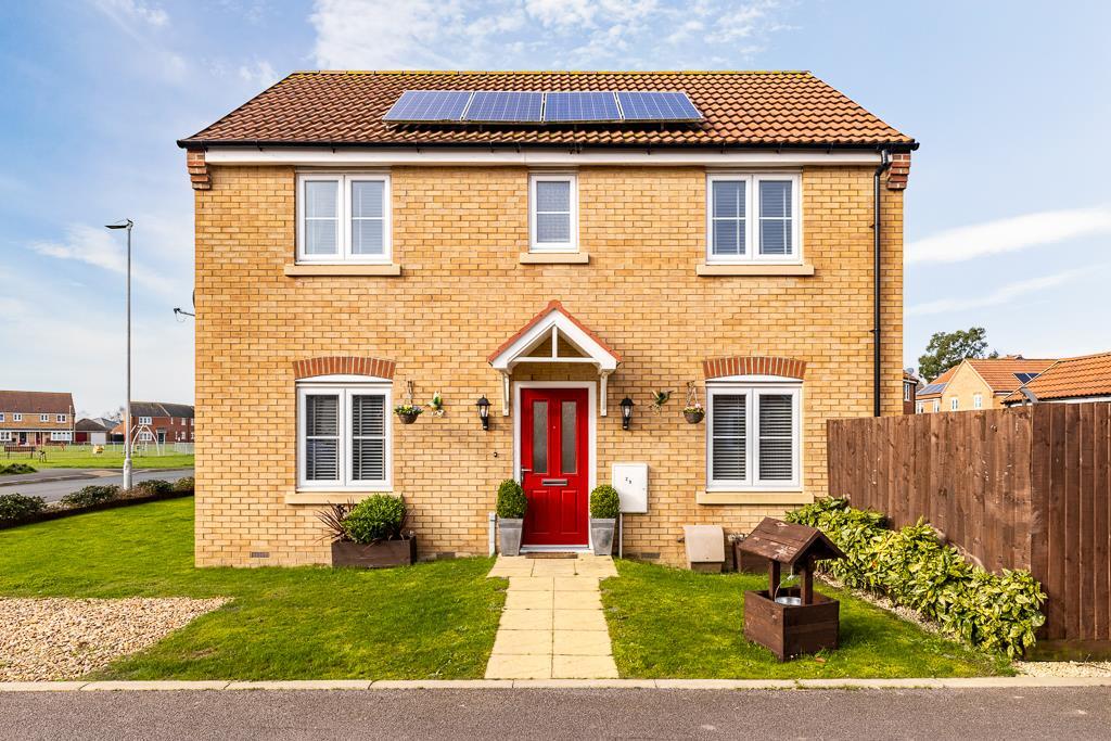3-bed detached on Atherton Gardens, Pinchbeck, £265,000