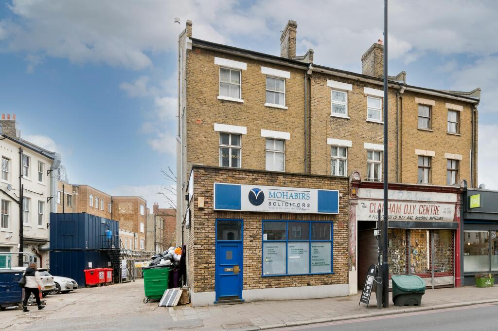 11 clapham pk rd6716A.jpg