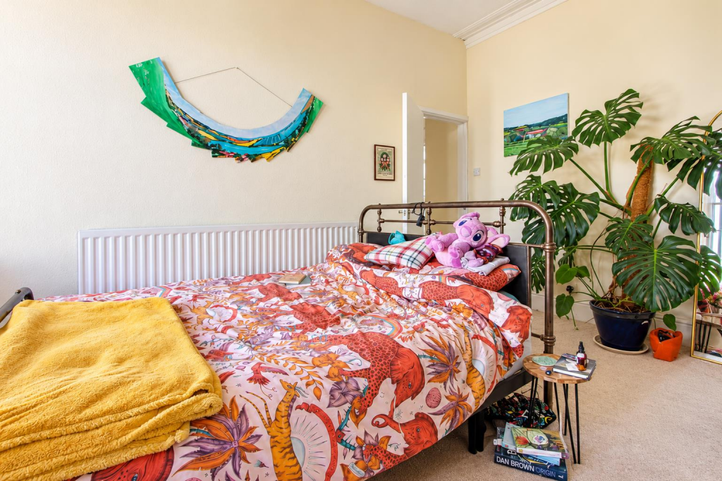 Apartment in Bristol - View 4