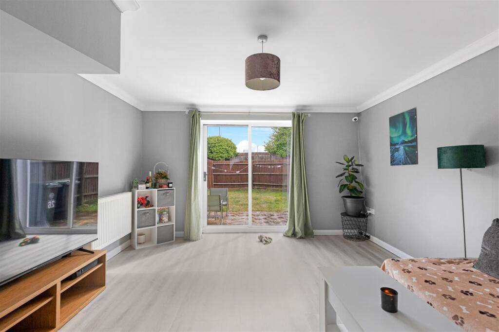 Furnace Drive, Thrapston, Kettering - View 4