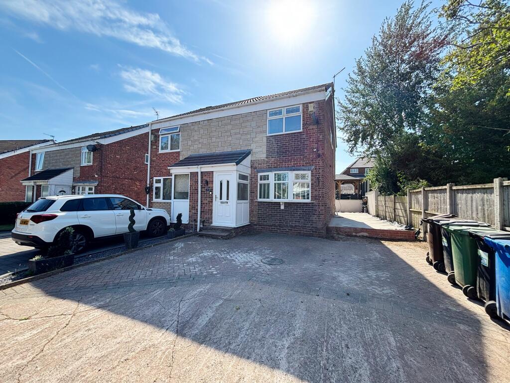 Main image of property: Thirlmere Avenue, Ashton-In-Makerfield, Wigan, WN4 8QP