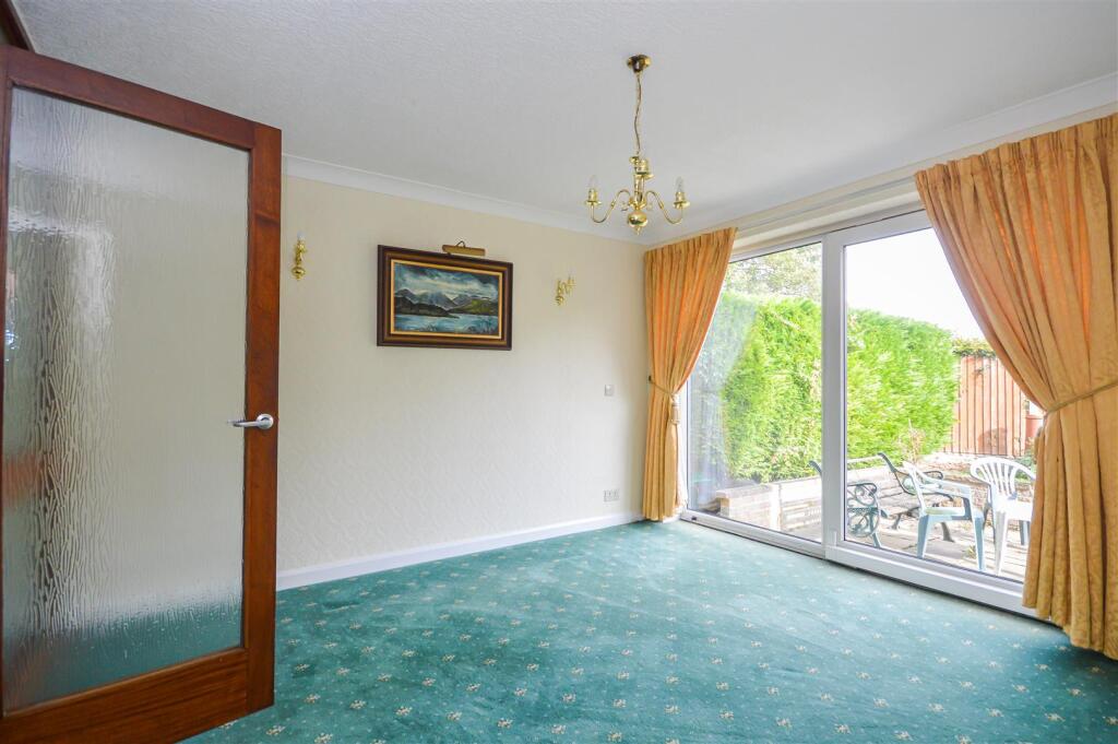 House in Wakefield - View 4