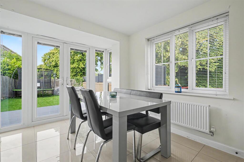 Bye Pass Road, Chilwell, Nottingham - View 3
