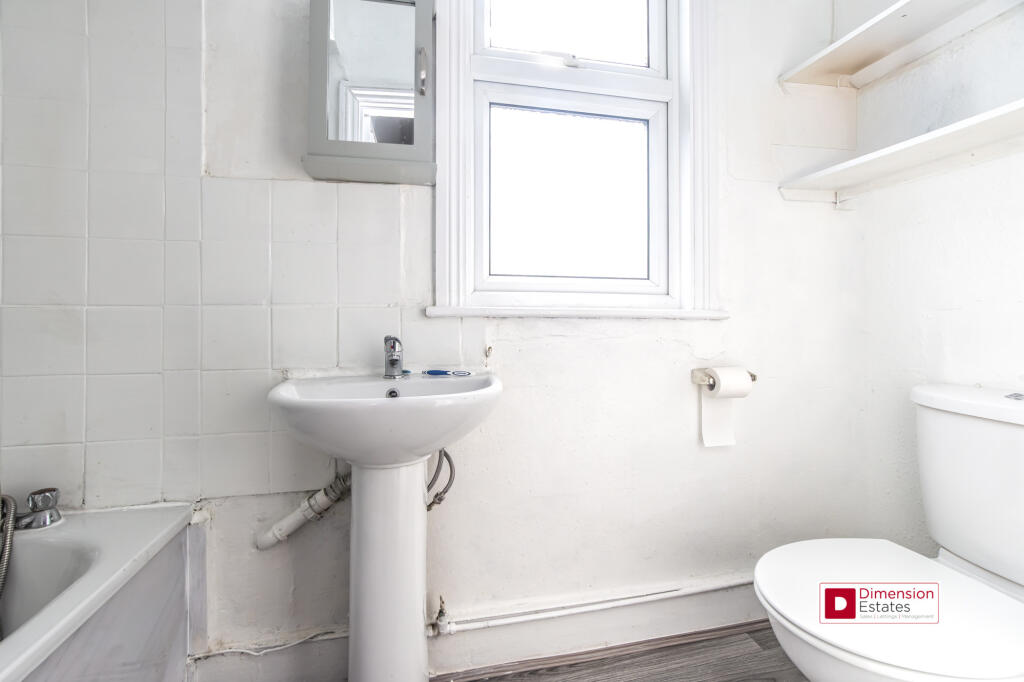 2 bedroom maisonette for rent