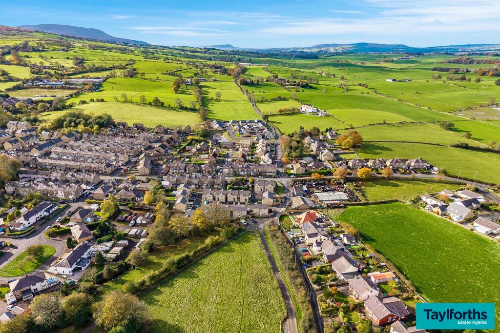 Additional image 62 of Lane Ends Close, Barnoldswick, BB18