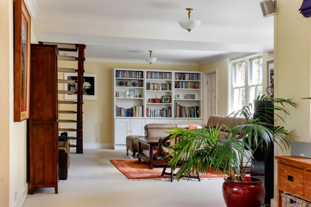 House in Sevenoaks, St John's - View 5