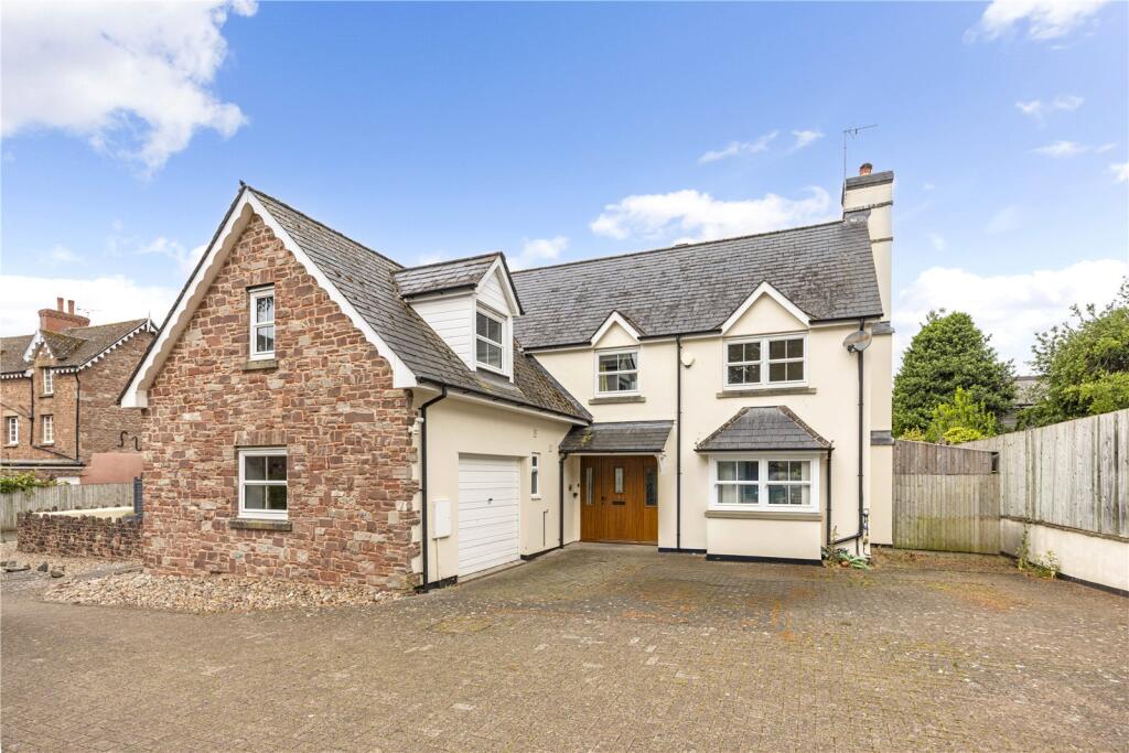 Main image of property: Hunsdon Manor Garden, Weston under Penyard, Ross-on-Wye, Herefordshire, HR9