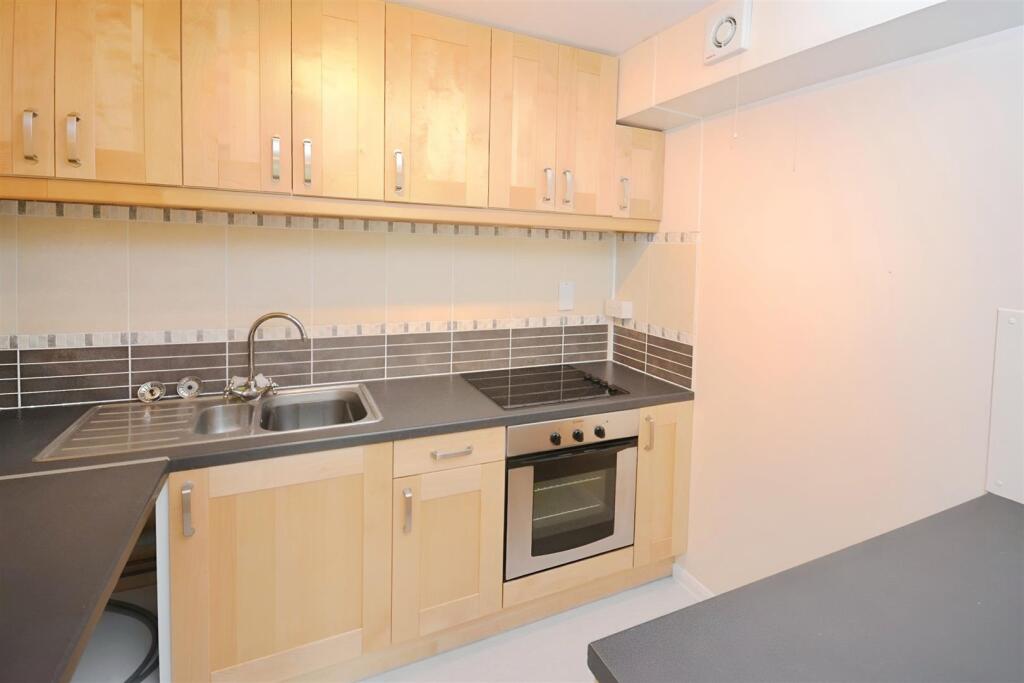Apartment in Stevenage - View 2