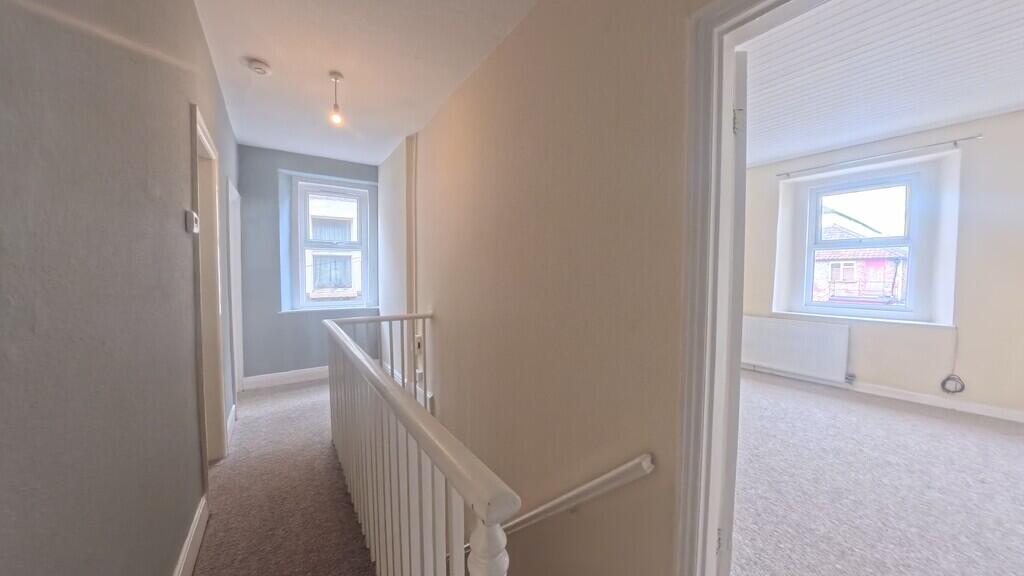 Apartment in Bristol - More