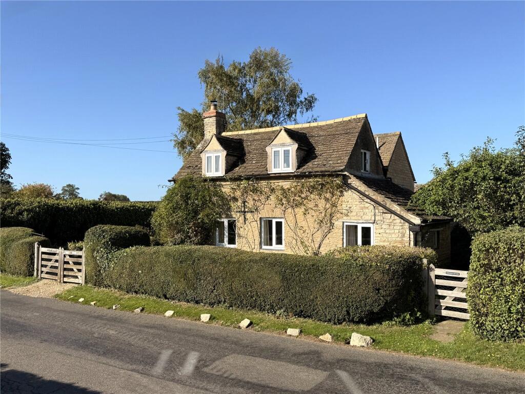 Main image of property: Rosemead Cottage, Southorpe