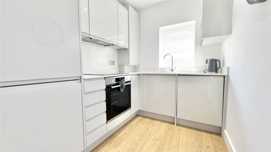 Wood Street, Hoylake, Wirral, Merseyside, CH47 photo 3