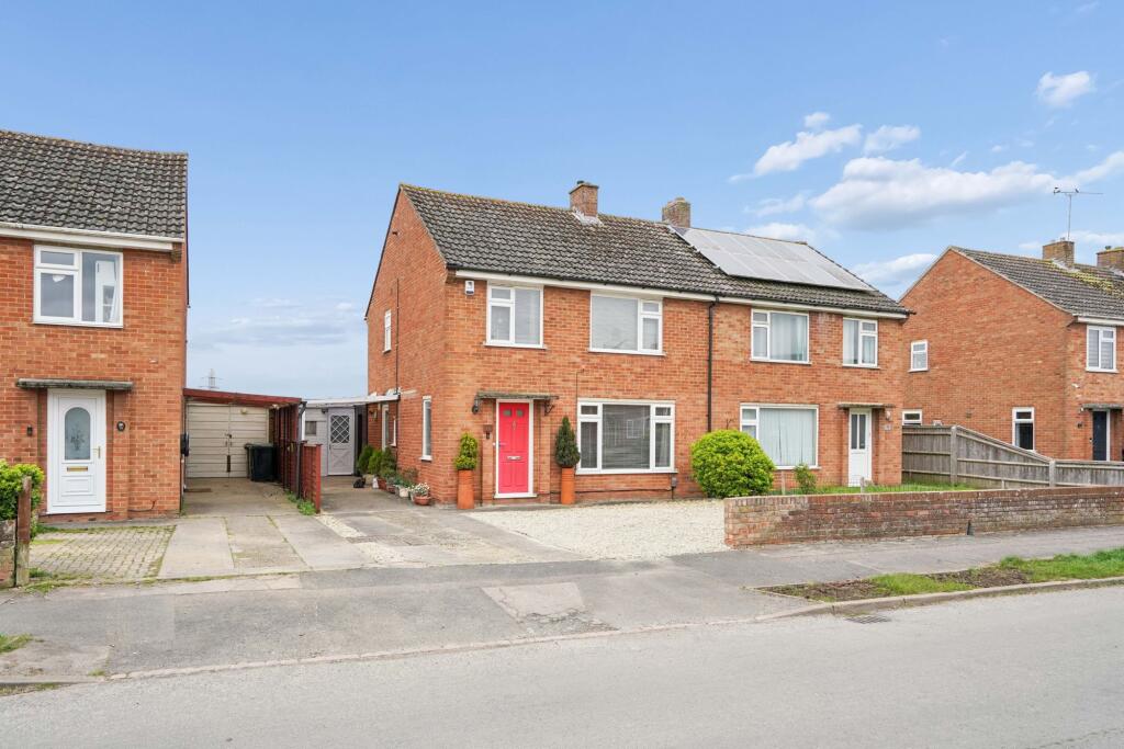 Main image of property: Lockway, Drayton, OX14