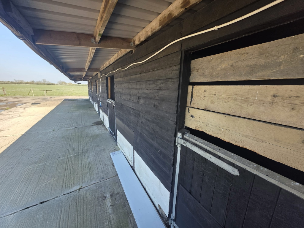 Main image of property: HP17