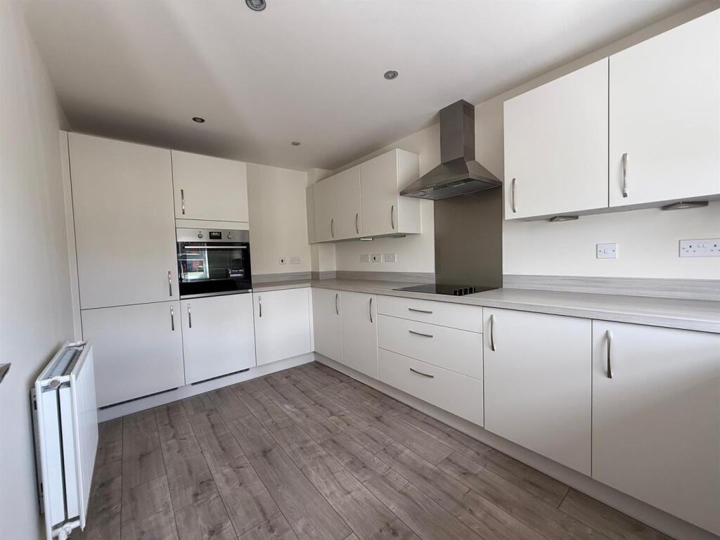 House in Preston - View 5