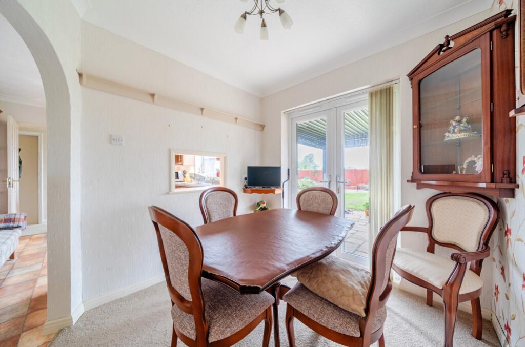 House in North Kesteven, Walcott - More