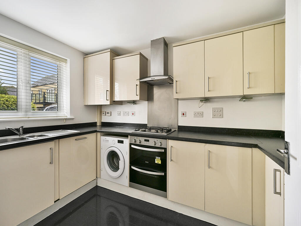 House in Dartford, Stone - View 2