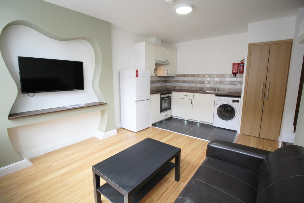 Apartment in York - View 4