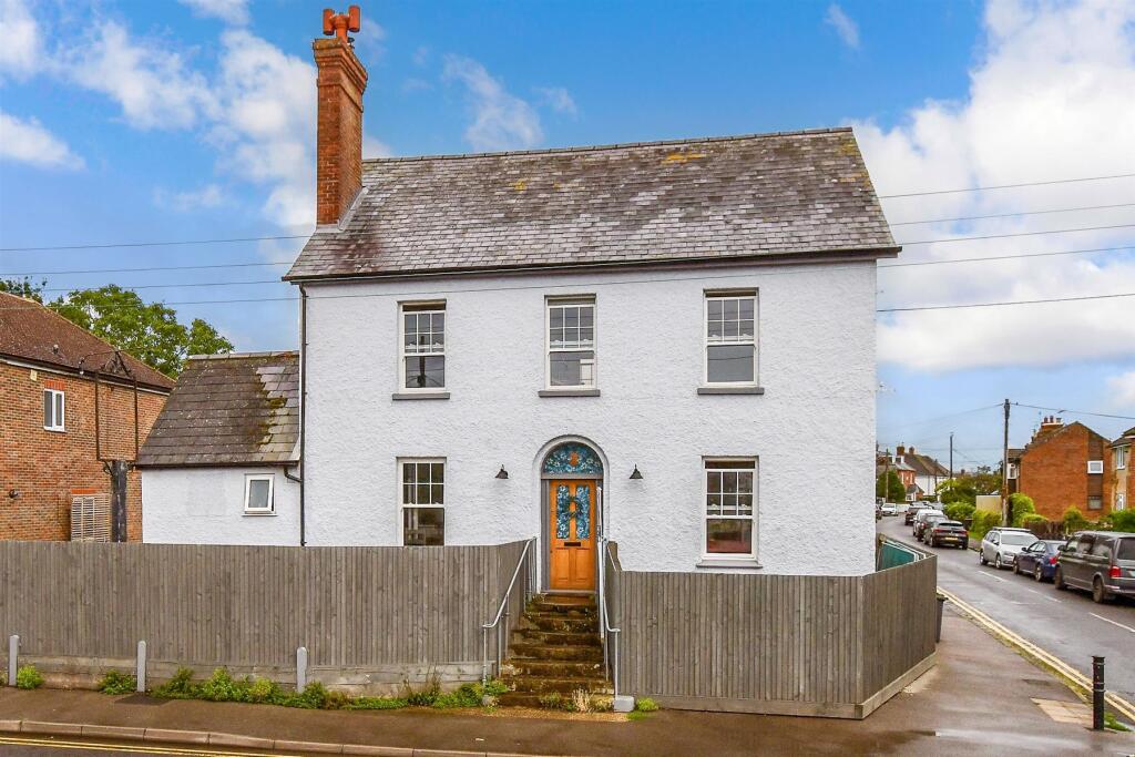 Main image of property: Pound Road, East Peckham, Tonbridge, Kent