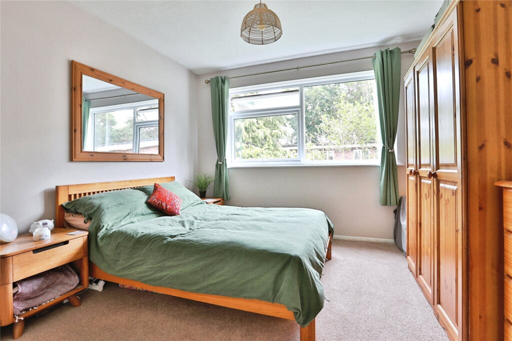 Apartment in Poole - View 4