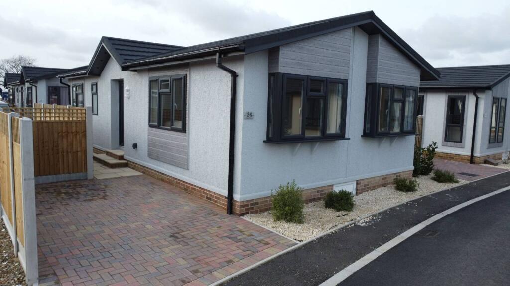 Main image of property: , Clacton-on-Sea, CO16 8BB
