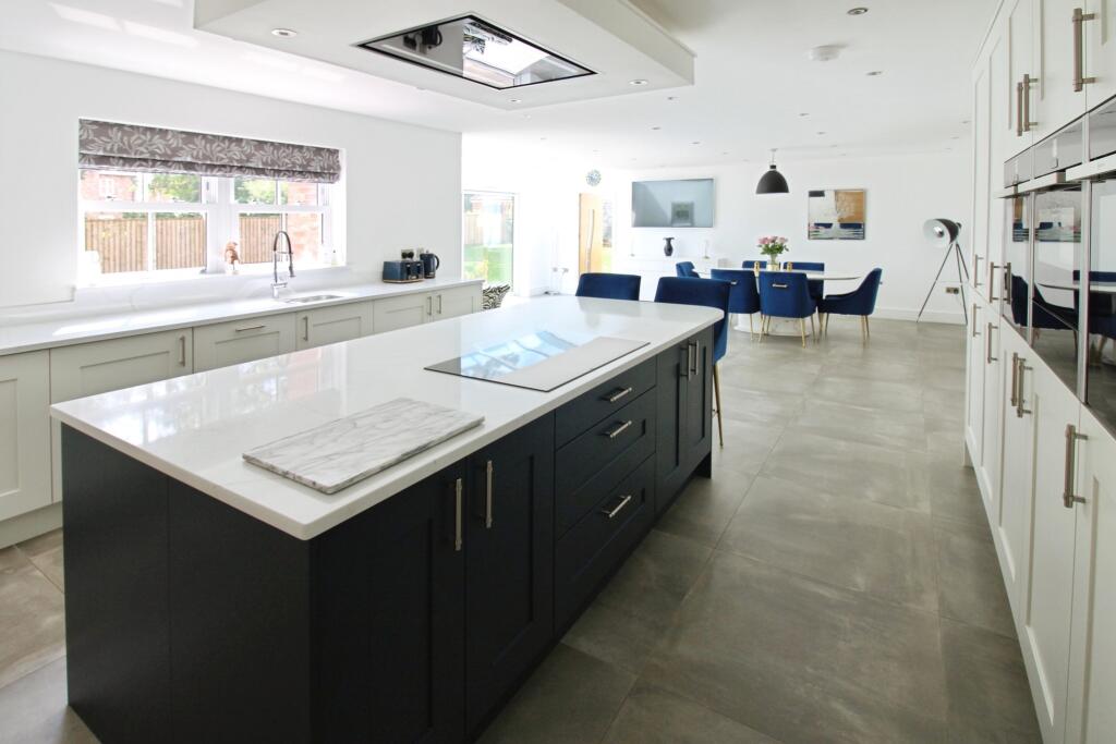 House in Bassetlaw, Sutton - View 4