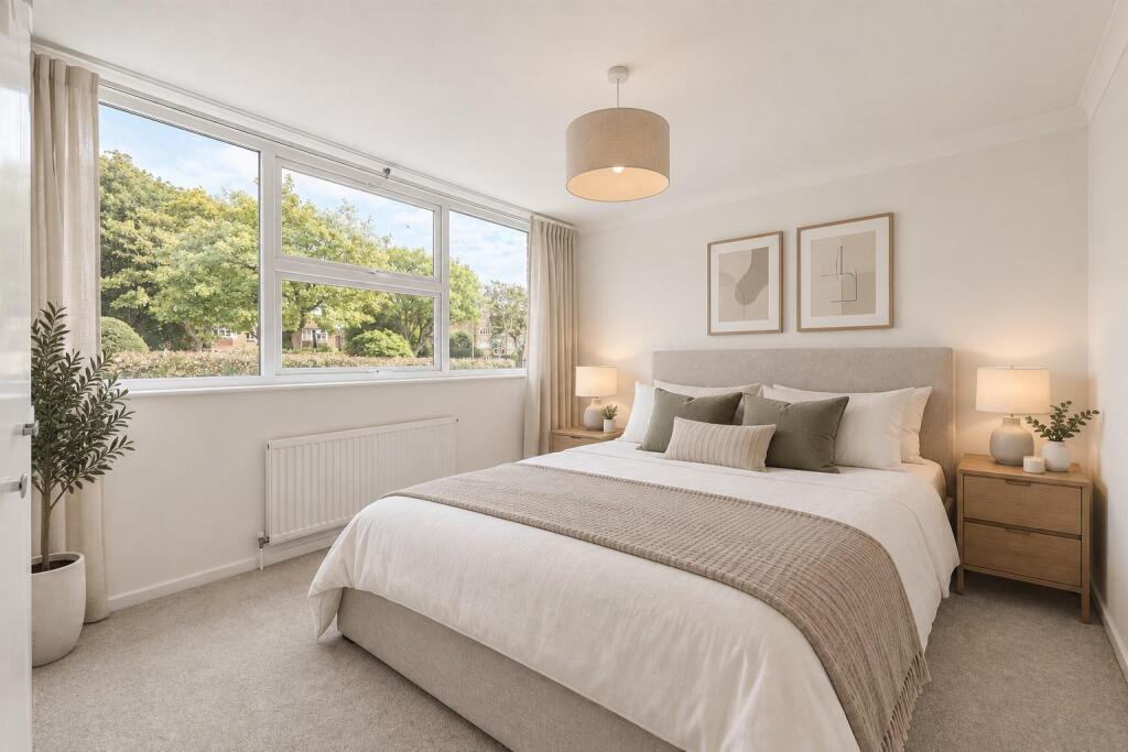 The Rowans, West Worthing photo 5