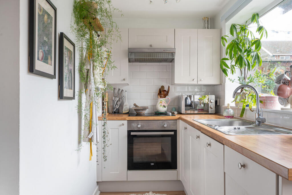 Main image of property: Marlborough Close, Oxford, OX4